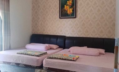 Villa 2 lantai Hook Full Furnish ada Kolam Renang di Kusuma Pinus Batu