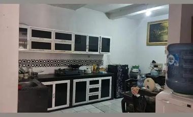Dijual Rumah Bagus Dan Nyaman Strategis Taman Pondok Indah Surabaya