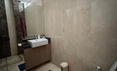 Kantor 3 Lantai di Jalan Raya Anggrek Loka BSD