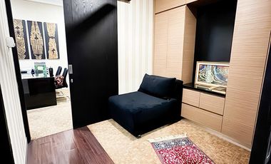 Kantor 3 Lantai di Jalan Raya Anggrek Loka BSD