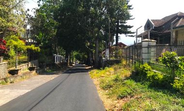 Tanah Hook Cocok dibangun Villa dekat Hill House Batu