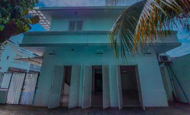 RUMAH MEWAH DAN LUAS DENGAN PRIVATE POOL DI KEMANG BARAT