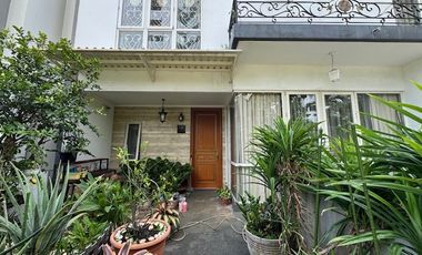 Rumah springhill residence kemayoran 12x18 5 lantai posisi hoek