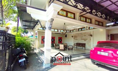Rumah Mewah Luas 1 lt di Banjarsari Solo Kota