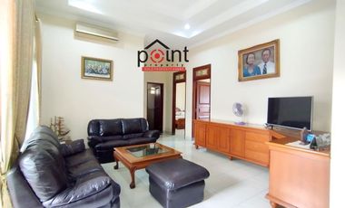 Rumah Mewah Luas 1 lt di Banjarsari Solo Kota