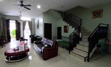 Jual CEPAT Rumah CANTIK Full Furnished dekat Tol PASTEUR dan Gegerkalong Bandung