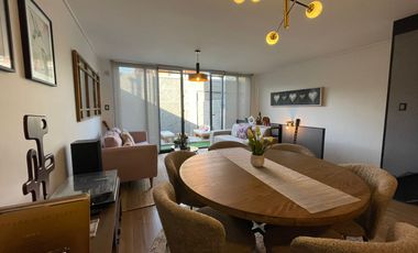 HERMOSA TOWNHOUSE EN VENTA, CALLE LAUTARO, PROVIDENCIA