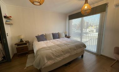 HERMOSA TOWNHOUSE EN VENTA, CALLE LAUTARO, PROVIDENCIA