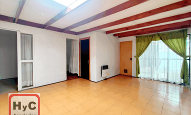 Casa en belloto centro. Tranquilidad y excelente conexión.