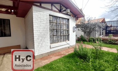 Casa en belloto centro. Tranquilidad y excelente conexión.