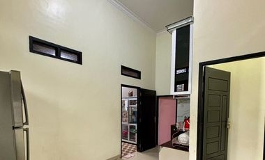 Rumah di Sei mintan, simpang tiga, deketnya SMA 14 Pekanbaru