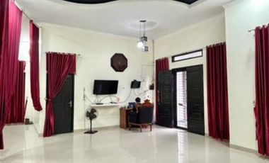 Rumah di Sei mintan, simpang tiga, deketnya SMA 14 Pekanbaru