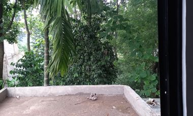 Manivestasi terbaik rumah 2 lantai di pusat kota