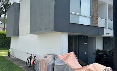 VENTA de CASAS en PEREIRA