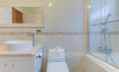 Amplia casa familiar, en tranquilo barrio residencial, Providencia.