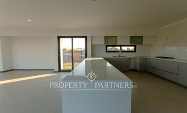 Espectacular casa nueva en exclusivo condominio