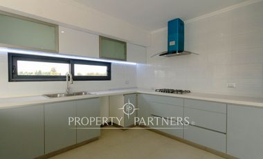 Espectacular casa nueva en exclusivo condominio