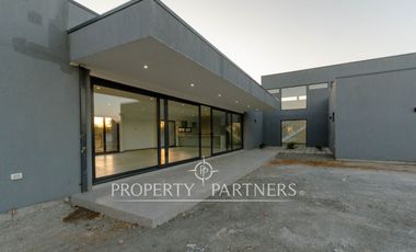 Espectacular casa nueva en exclusivo condominio