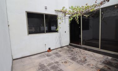 CASA EN VENTA COL. BOSQUE CAMELINAS