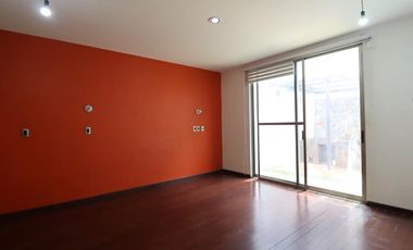 CASA EN VENTA COL. BOSQUE CAMELINAS