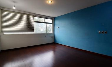 CASA EN VENTA COL. BOSQUE CAMELINAS