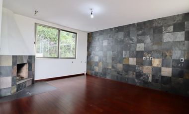 CASA EN VENTA COL. BOSQUE CAMELINAS