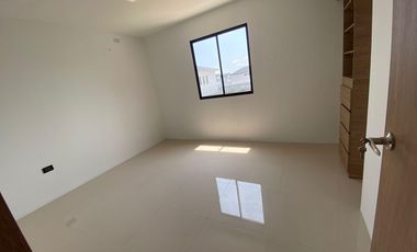 VENTA CASA ESTRENO CIUDAD  CELESTE (VM)