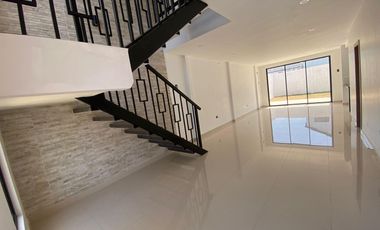 VENTA CASA ESTRENO CIUDAD  CELESTE (VM)