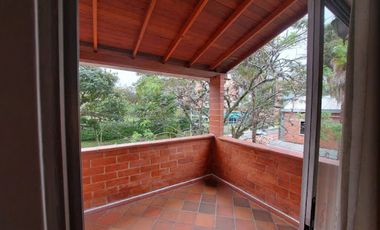 ARRIENDO de CASA CAMPESTRE en ItaguÃ­