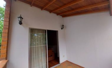 VENTA de CASA CAMPESTRE en ItaguÃ­