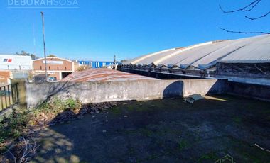 Nave  y Chalet en venta en Talar Del Pacheco