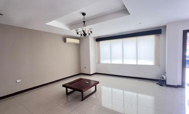 Casa en Vía a la Costa