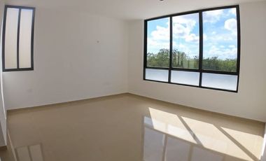 Venta Casa en Conkal al norte de Merida, en privada, con recámara en PB