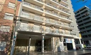 Venta -  Cochera - Barrio Echesortu