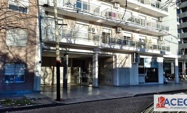 Venta -  Cochera - Barrio Echesortu