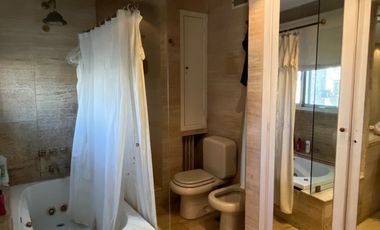 Av. de la Libertad 336 – Piso exclusivo con vista al río