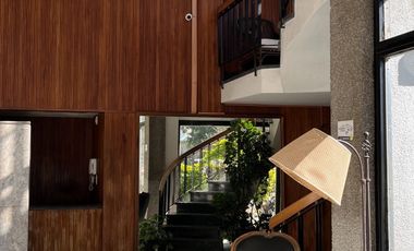 Av. de la Libertad 336 – Piso exclusivo con vista al río