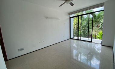 Casa en venta en Mérida, Privada Club de golf La Ceiba ( Mangos 29)