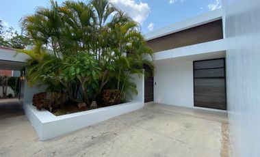 Casa en venta en Mérida, Privada Club de golf La Ceiba ( Mangos 29)