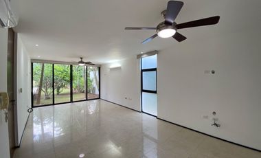 Casa en venta en Mérida, Privada Club de golf La Ceiba ( Mangos 29)
