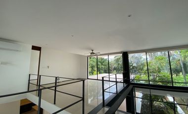 Casa en venta en Mérida, Privada Club de golf La Ceiba ( Mangos 29)