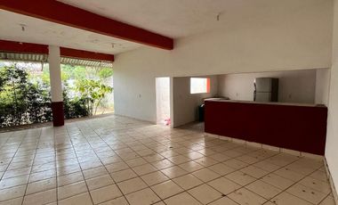 SALON DE EVENTOS  Y LOCAL COMERCIAL EN RENTA EN COLONIA EL JOBO