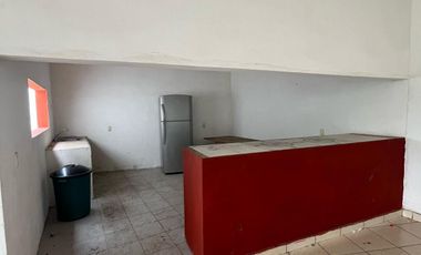 SALON DE EVENTOS  Y LOCAL COMERCIAL EN RENTA EN COLONIA EL JOBO