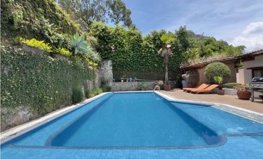 CASA EN RENTA CON VISTA Y ACCESO AL LAGO ~ LA PEÑA