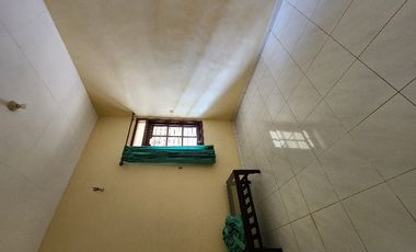 rumah 1.5 lantai sutorejo tengah siap pakai baru renov surabaya timur