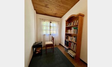 Casa  en Venta Haedo / Moron (B134 413)