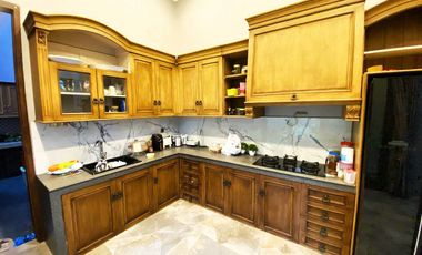 Rumah Mewah Bonus Furnish Komplit di Solo Kota