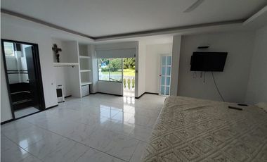 CASA CON PISCINA PRIVADA Y JACUZZI SAN MARCOS POBLADO RICAURTE CUND