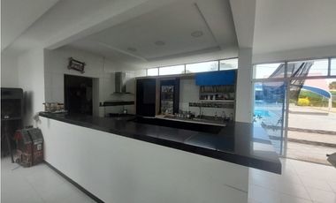 CASA CON PISCINA PRIVADA Y JACUZZI SAN MARCOS POBLADO RICAURTE CUND