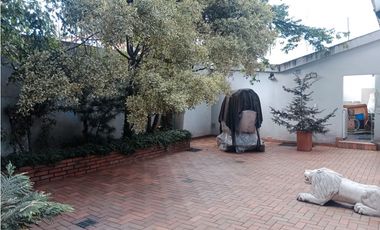 SE ARRIENDA  OFICINAS  SECTOR SAN PATRICIO